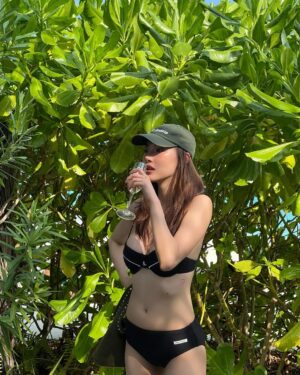 Warisara Yu Instagram - 💤🌊☀️