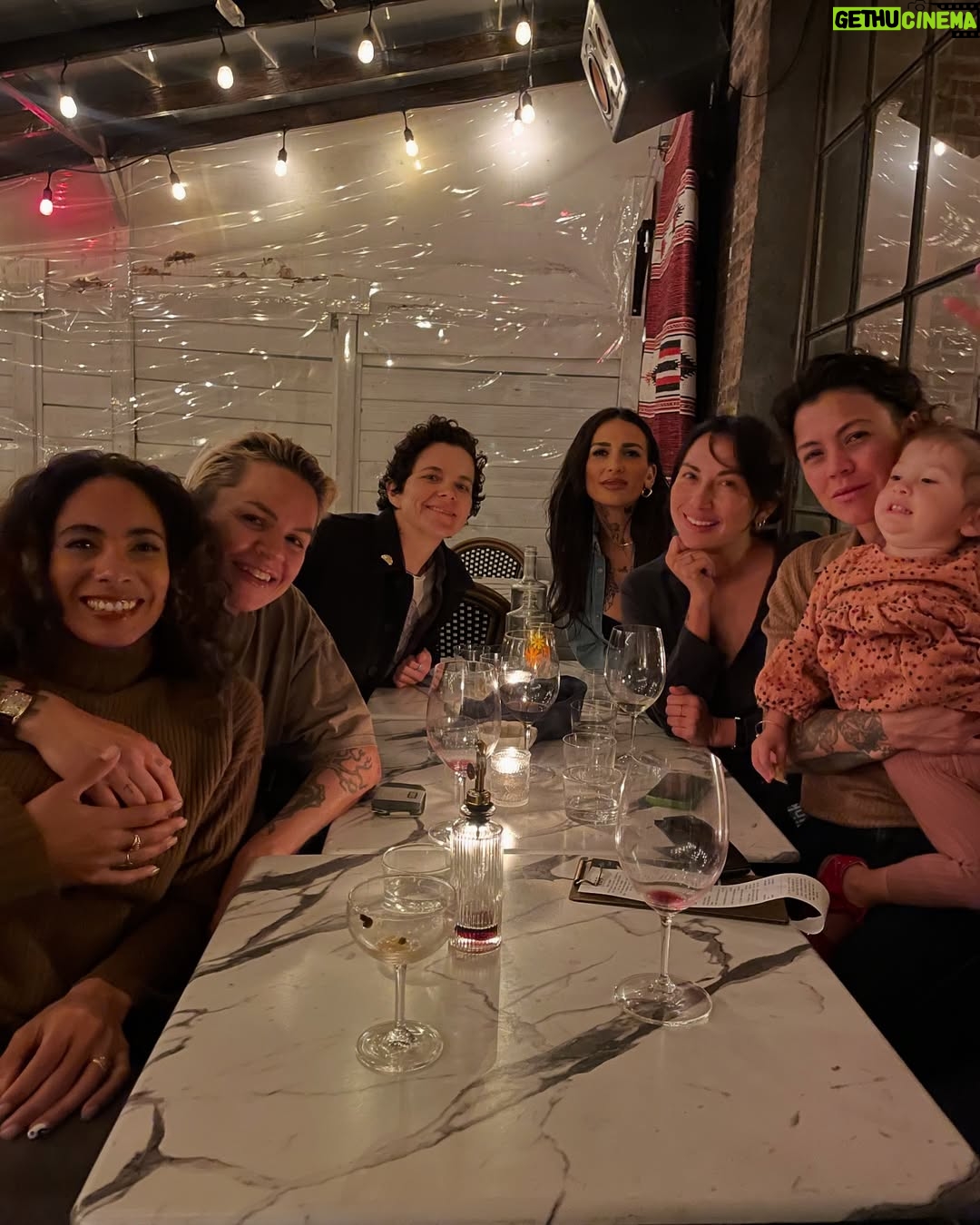 Whitney Mixter - 7.9K Likes - This trip gave the slice of pizza I’ve been missing, transformative evenings of art, robust talks, an abundant reminder of the joys of East Coast food, and all the reasons to walk 10,000 steps hand in hand with you…NYC has a way of stretching time even when you know it won’t feel like enough.
Long distance? Yeah. But also-long stares, long conversations, long laughs in short windows makes it worth it.
@ninagrae 🌴🛫❤️🛬🗽