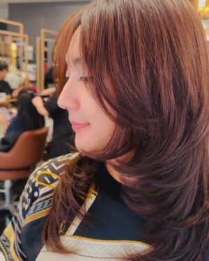 Wiwid Gunawan Instagram - Sending the warmest of hugs to those who feel sad, tired, lonely, drained, and empty. #mypositiveoutlooks #behappy #besafe #beauty #love #behealthy #wiwidgunawan216 #blessed #widlov❣️