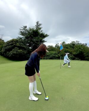 Wiwid Gunawan Instagram - - Bobby Jones(Golf adalah permainan yang paling mirip dengan kehidupan. Kadang kamu mendapat nasib buruk dari pukulan yang bagus; kadang kamu mendapat nasib baik dari pukulan yang buruk - tapi kamu harus memainkan bola itu dari tempatnya berada.) #golf #for #fun #happy #beauty #love #healthy #wiwidgunawan216 #blessed #widlov❣️