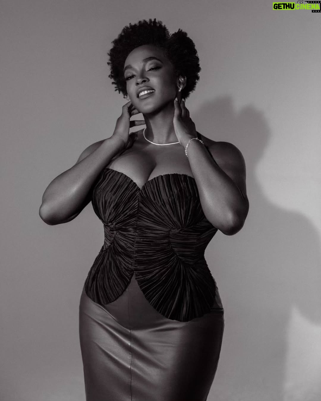 Wunmi Mosaku - 49.6K Likes - Vamping it up for SCHĆN! MAGAZINE May cover
@sinnersmovie
photography. @camraface @earlymorningriot
fashion. @tarzinichols
casting. @alabamablonde @striketheblonde_casting
make up. @autumnmoultriebeauty @thewallgroup using @armanibeauty
hair. @iamaraxilindsey @thewallgroup using @lush
photography assistant. @artagee
special thanks. @davianlain The Team @theofficialpandora
words. @raeganrubin
#SchonMagazine #allaboutdesire