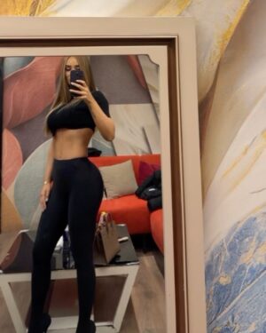 Xhensila Myrtezaj Instagram - My show vibes… 🔊 🖤
