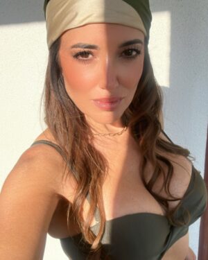 Yamila Reyna Instagram - Hoy pintó pañuelo, 
Va el look gitana? 💃