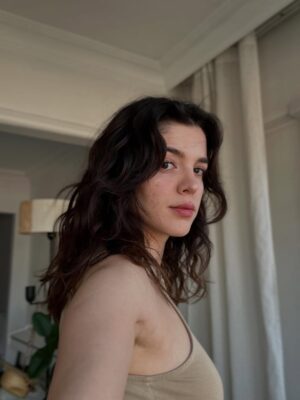 Yaprak Medine Instagram - çok güzelim, hepsi