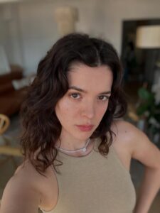 Actress Yaprak Medine HD Photos and Wallpapers June 2025