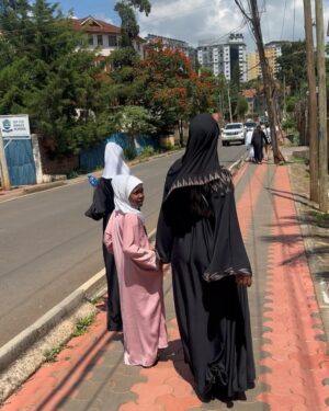 Yasmin Said Instagram - Jumaa Quweis 🖤🩷🤍

#jumaa #jumaamubarak❤️ #jumaat #jumaahmubarak❤️ #jumaat_challenge #jumaahmubarakah #jumaatbarakah🌙