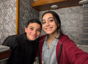 Yasmina El-Abd Instagram - #لام_شمسية BTS !! 🫶🏼

#رمضان٢٠٢٥ 
#ياسمينا_العبد