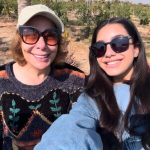 Yasmina El-Abd Instagram - what a ride !!!! 

no amount of thank yous will ever suffice.
what a team and what a labor of love this was.
I feel so proud of all of us and what we’ve created - a project so so important. as much as lam shamseya is a tough watch, I urge you to keep the conversation going. it is our duty to protect our children and our communities. I truly hope our show continues to have a lasting impact on all of us forcing us to do better and spark more conversations. I will forever and ever be indebted to this whole family for making shooting this show the most rewarding experience. 

we did it !!! 

امبارح كانت آخر حلقة من لام شمسية… عندي مشاعر كتييير أوي مختلطة مش عارفة هعرف أعبر عنها بالكلام هنا و لا لأ بس أنا فخورة جداً جداً بكل عيلة لام شمسية من أصغر حد لأكبر حد. ما كانتش رحلة سهلة أبداً لكن احساسنا كلنا اننا بنساهم و لو بجزء بسيط في حماية مجتمعنا و توعيته كان مقوينا على الرحلة… يا رب تكونوا اتبسطوا معانا كل سنة و انتم طيبين
أما فريق العمل بقولهم: روحوا نامواااا

🫶🏼🫶🏼🫶🏼🫶🏼