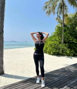 Actress Yasmine Sabry HD Photos and Wallpapers October 2025
