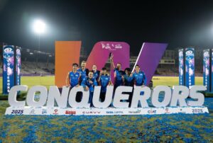Yastika Bhatia Instagram - Blessed to be part of this group💙😇
@mumbaiindians 🏆