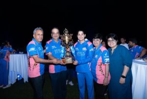 Yastika Bhatia Instagram - Blessed to be part of this group💙😇
@mumbaiindians 🏆