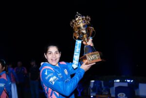 Yastika Bhatia Instagram - Blessed to be part of this group💙😇
@mumbaiindians 🏆