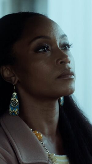 Yaya DaCosta Instagram - “You can’t understand” 💔 #NotMyFamily #TheMoniqueSmithStory