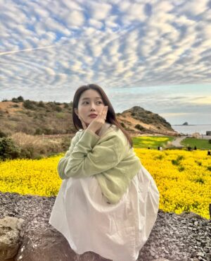 Yeo Joo-ha Instagram - 봄아, 비를 내려줘