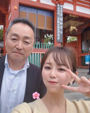 Yuka Iguchi Instagram - 🌸⛩️🚄
久しぶりに日帰り弾丸京都いってきたお(　＾ω＾)

#貴船神社 #上賀茂神社 #等持院 #車折神社 #八坂神社
#滞在時間５時間 #日帰り観光 #京都
#坐禅虚無顔 #ほくそ笑み #おばさん
#立ち姿オバショット #隠しきれないアラフォー感
#運転手さんいつも本当にありがとうございます🫶🏻🌷