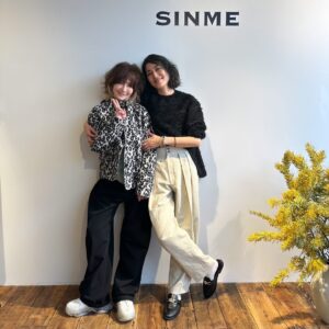 Yuka Itaya Instagram - 人生を先に歩む人に救われることで
強くなれる気がする。
オロオロしてしまう50歳前の近年は、特に。
Youさんは大好きなそんなパイセンのひとりです。
いつもありがとうございやす！