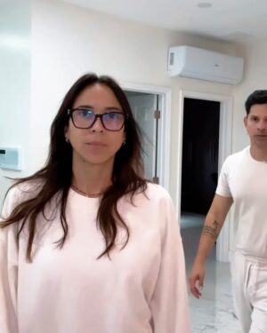 Yuliet Cruz Instagram - Buenos días 🤭🤣 Mah-Na-Mah-Na 🤓