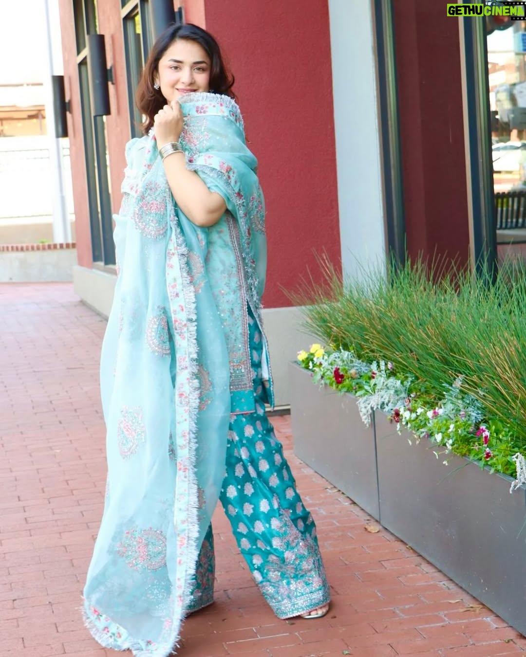 Yumna Zaidi - 736.6K Likes - Beauty of Eid 🪷🍬🫂 🧿
When creation is tastefully done @hussainrehar.official 🎀