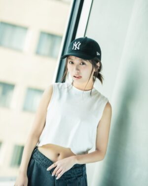 Yuno Ohara Instagram - ㅤㅤㅤㅤㅤㅤㅤㅤㅤㅤㅤㅤㅤ
B-PASS 4月号 『New Era®︎ meets』 📘🧢
最後の写真は、みっこさんカメラ！♡ @mikkosuzu