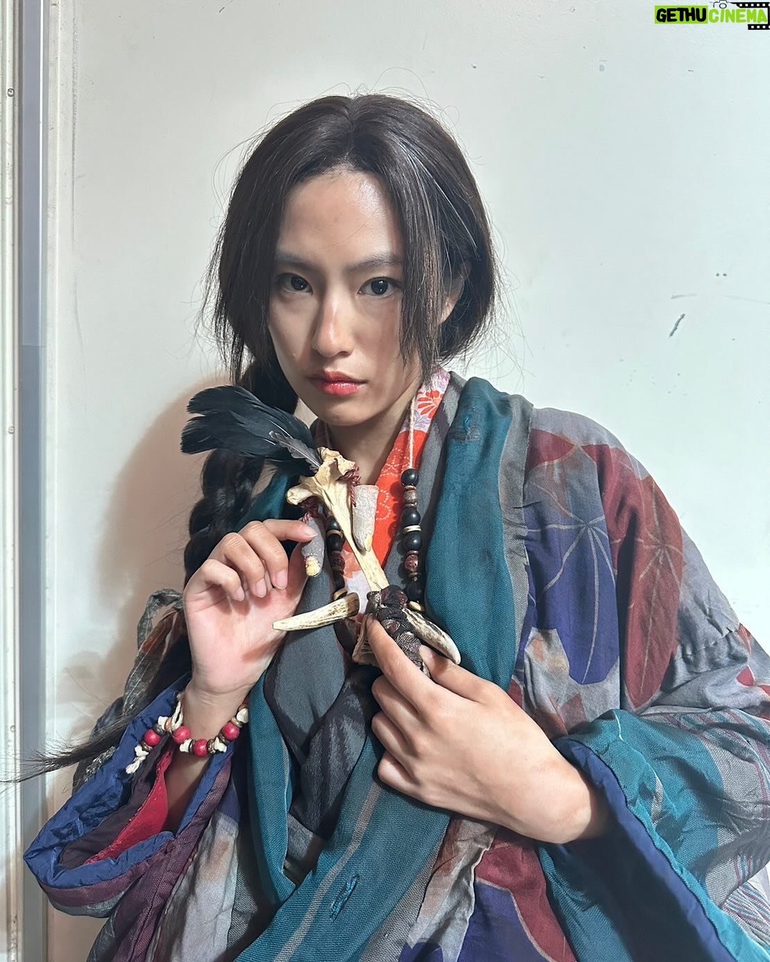 Yuri Tsunematsu - 19K Likes - 五.六話有難うございました🪓🥰
引き続き「#ガンニバル」を最後までお楽しみください。
カシハベルックの銀可愛い。重ね着の天才🫶超ギャル💖