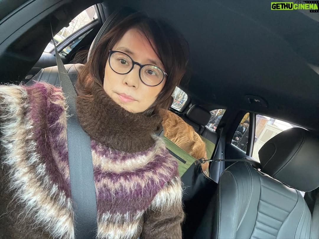 Yuriko Ishida - 206.7K Likes - こんばんは。
本日は温かな、春のようないちにちでした。
風邪、無事に治りました😊
いま、流行ってるみたいですね…
とにかく手洗いうがい、そして
人混みに行く時はやっぱりマスクかなぁ。
二月ももうすぐ終わり。
春です👏🏻😊