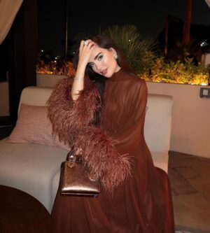 Zahraa Sami Instagram - 🤎🐻🌙

@styleme.2019