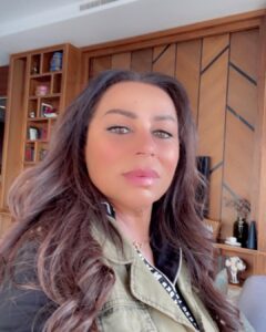Zahrah al Kharji Most Liked Photos and Posts