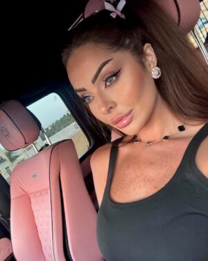 Zain Karazon Instagram - hello 🎀
……

fashion #bloggerstyle #amman #love #eyemakeup #beauty #makeuplooks #explore #dubai #kuwait #glow #مكياج#ph🇵🇸#اكسبلور_explore #الاردن #ماكياج #lifestyle #الامارات🇦🇪 #السعودية #قطر #مصر #explorepage #hairstyles #model#bloggerstyle#trending #zkbeauty #zainkarazon #zkbeautyshop
