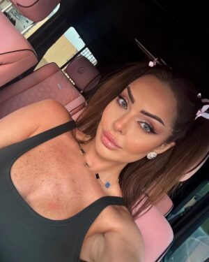 Zain Karazon Instagram - hello 🎀
……

fashion #bloggerstyle #amman #love #eyemakeup #beauty #makeuplooks #explore #dubai #kuwait #glow #مكياج#ph🇵🇸#اكسبلور_explore #الاردن #ماكياج #lifestyle #الامارات🇦🇪 #السعودية #قطر #مصر #explorepage #hairstyles #model#bloggerstyle#trending #zkbeauty #zainkarazon #zkbeautyshop