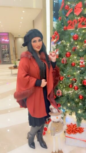 Zainab Al Askari Instagram - الماضي يمضي، المر سيمر، وكل جديد يأتي بالأمل، كل عام وأنتم في العام الجديد أفضل وفي الخير أنعم كل عام وانتم اجمل احبابي🌹#سنة_جديدة #اكسبلور#سعاده #احباب #عام #الأمل #التفاؤل