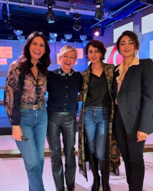 Zar Amir Ebrahimi Instagram - Libres et puissantes 💪Merci @druckermarie @zaramirebrahimi et @golfarahani 🫶

Retrouvez le replay de l’émission sur France.TV ✨