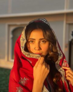 Actress Zara Khan HD Photos and Wallpapers September 2025