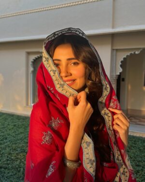 Zara Khan Instagram - ♥️…