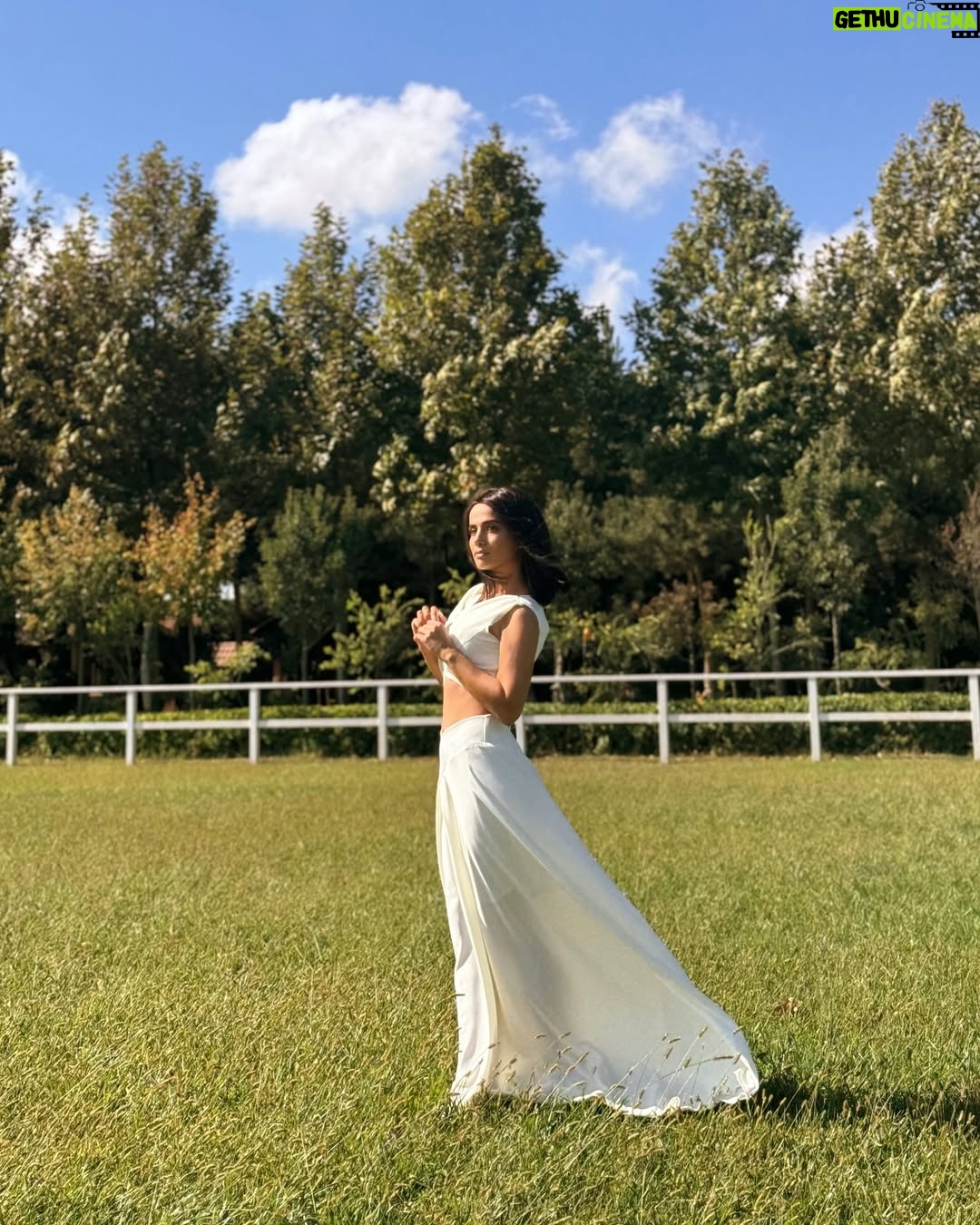 Zarina Qurbanova - 10.8K Likes - Geridə qalanlar...
#s.ə.s