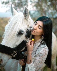 Actress Zeina Makki HD Photos and Wallpapers April 2025