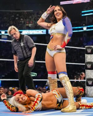 Zelina Vega Instagram - @zelinavegawwe vs. @chelseaagreen 🔥 #SmackDown