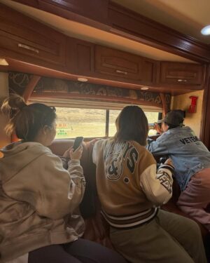 Zhu Zhu Instagram - 黄河之水天上来，奔流到海不复回。