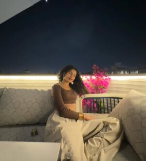 abinayaa ravichander Instagram - ☕️🐻🤎
Outfit deets
Top: @westsidestores 
Pant: From the streets of Thailand 
Earrings: @meeshoapp 
Bracelet: @meeshoapp