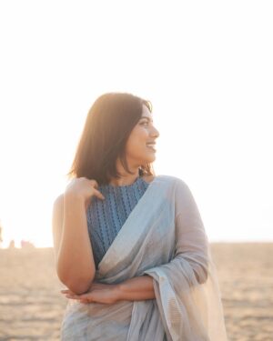 ayshayrav Instagram - Avalum Nanum Alaiyum kadalum 🌊

Corset from @weaversknot.shop 🪅

Taken by @nature_made_man 📸