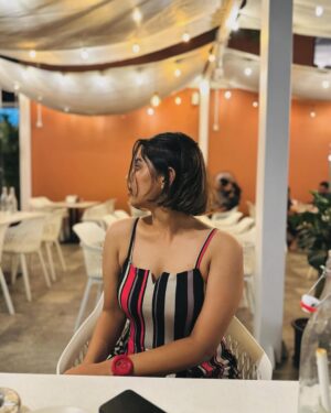 ayshayrav Instagram - #shorthair 🎀👧🏻🌺🍰