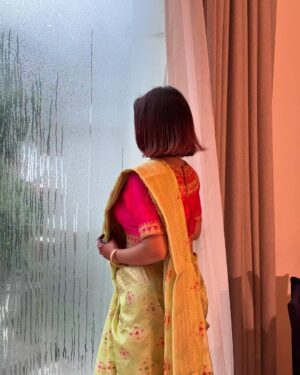 ayshayrav Instagram - #saree 🎁
