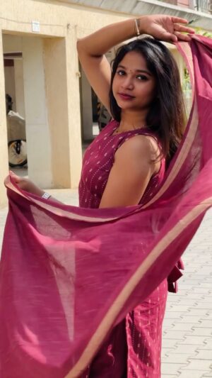 dimple udayakumar Instagram - Yedi unna parthadhanaala
Soli ippo mudinjidhey💫🧚🏼‍♀️
👗 @twilight_closet_revolution 
.
.
#dimpleudayakumar