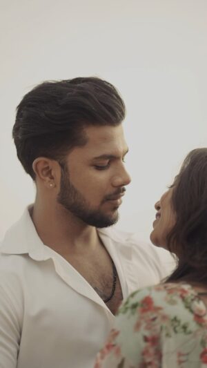 dimple udayakumar Instagram - சிப்பிக்குள் முத்து போல எனக்குள்ள மாட்டிக்கிட்ட ♥️

@aishwaryarajessh @kathir_l @amazonprime 

#réel #reel #reels #exploring #explorepage✨ #trend #trees #instafood #instagood #new #custome #love #progress