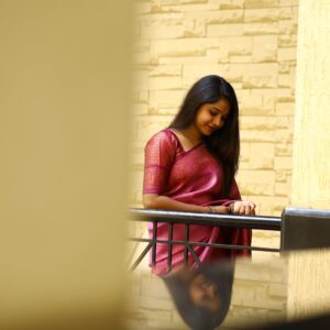 dimple udayakumar Instagram - Don’t Forget To Fall In Love With Yourself ❤️🫂
.
.
#dimpleudayakumar