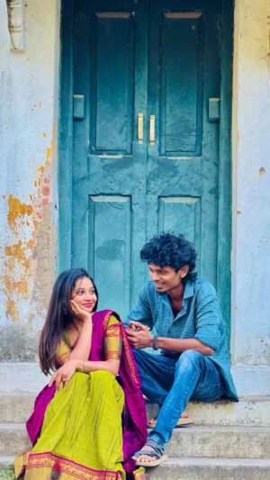 dimple udayakumar Instagram - Un Mela oru kannu 😉💜

@sonymusic_south @dimple_udayakumar 

#Throwback #music #love #RajiniMurugan #Happy #Trending #Sivakarthikeyan #ajaaydcruze #mr_adc #ajaayreels #dimpleudayakumar