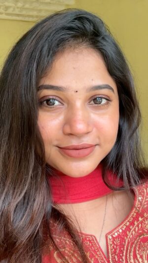 dimple udayakumar Instagram - En Thedal Neethaan….❤️🤌🏼😍
.
.
#dimpleudayakumar #nofilter