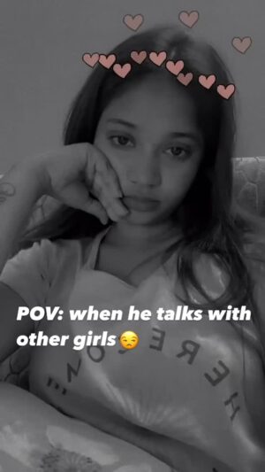 dimple udayakumar Instagram - ❤️😏
@saanvika_shree ❤️😘
.
.
#dimpleudayakumar