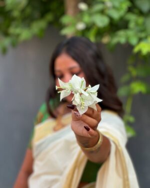 dimple udayakumar Instagram - Blooming Into My Best Self🌸🧚🏼‍♀️
.
.
#dimpleudayakumar