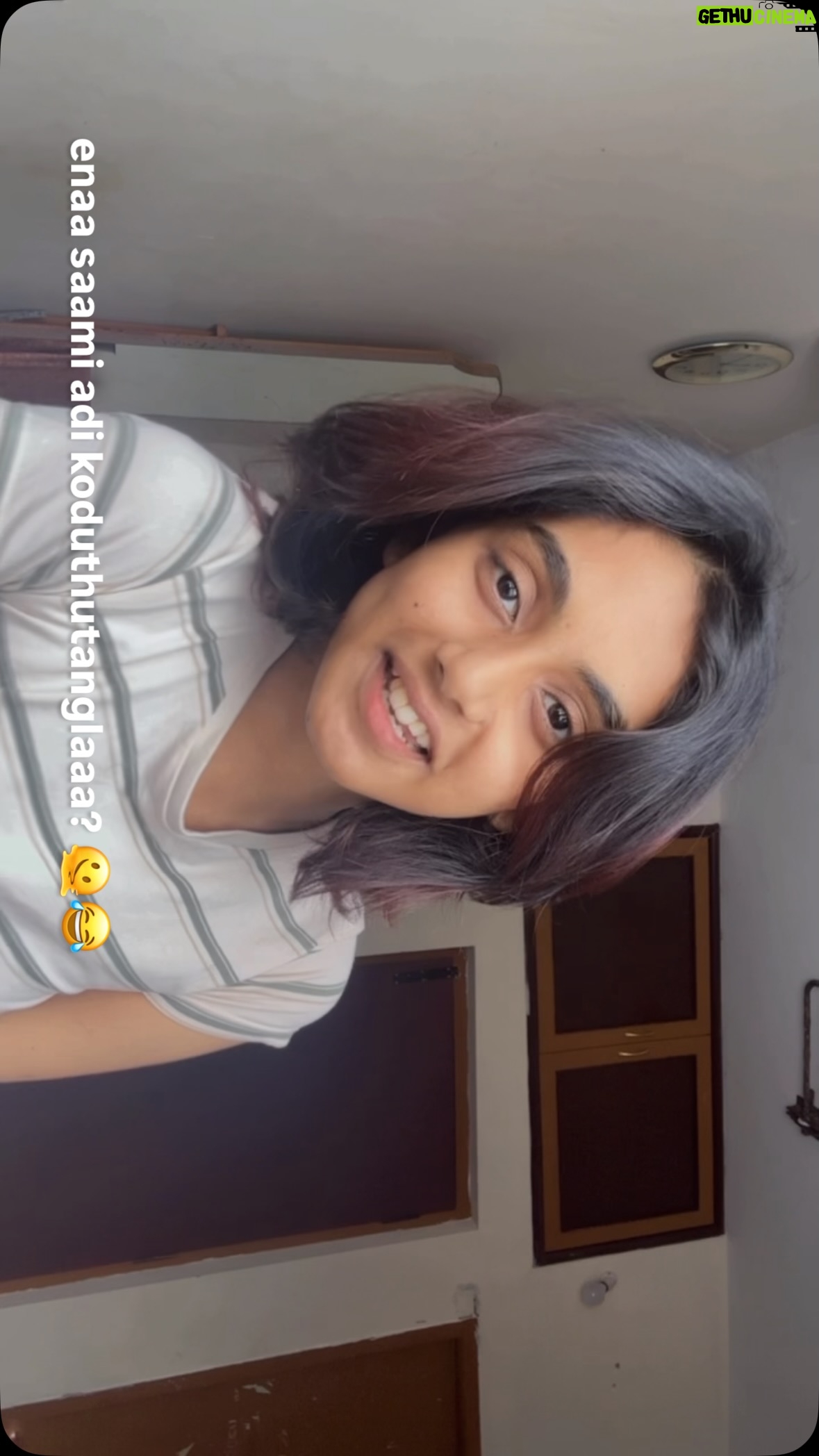 kavyyaa - 337K Likes - 2024 : adi na adi apdi oru adi,katta parakudhu,kotta terikudhu 💀💅🏾
#fyp #feedfeed #relatable #tamil #tamilaesthetic #shorthair #rant #wdymkavyyaa