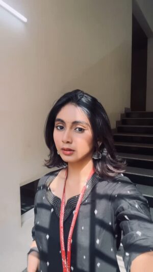 kavyyaa Instagram - kudumba kuthuvelaku is back🙂✋🏽💎🎀
